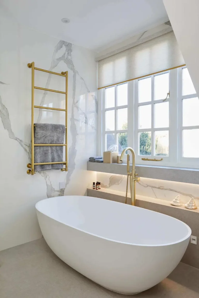 How to Make the Most of a Small Bathroom